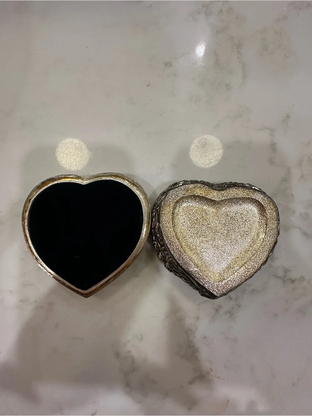 Heart-Shaped Silver Decorative Jewelry Trinket Box